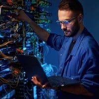 Maintenance IT préventive ou corrective : quelle stratégie privilégier ?