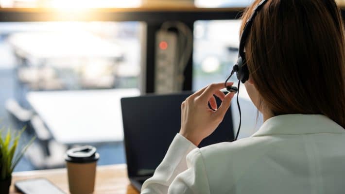 Guide : comment créer un message de répondeur professionnel
